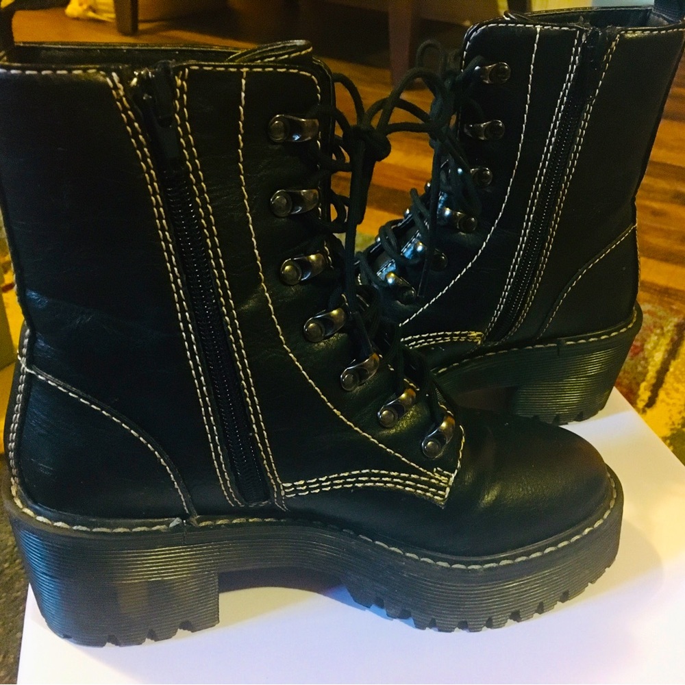 Madden Girl Coretta Black Boots